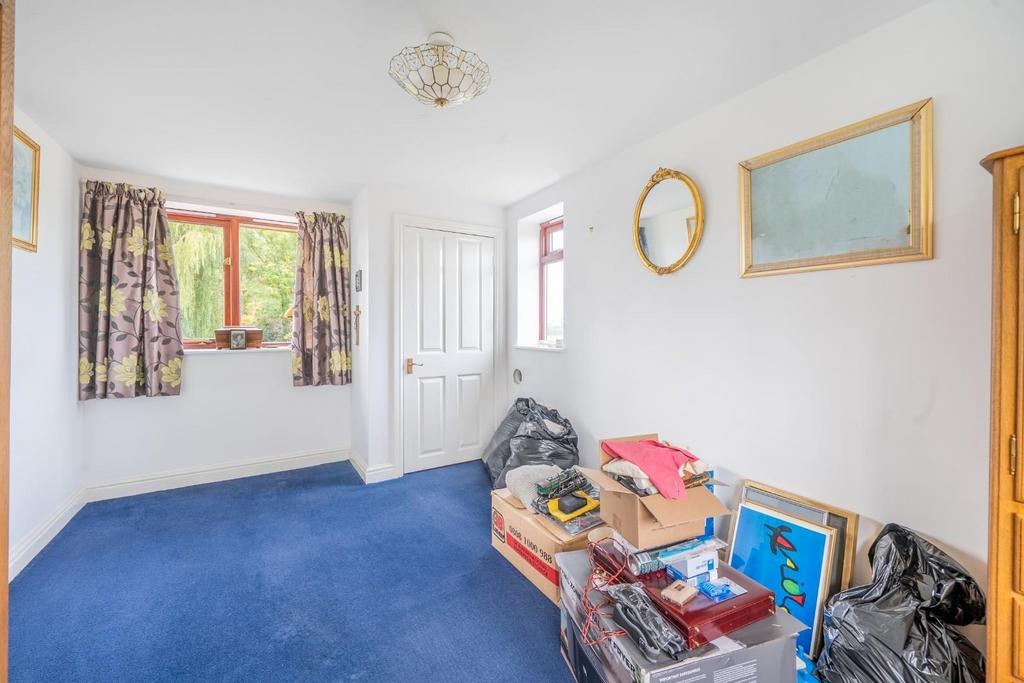 Crossways - bedroom 2.jpg