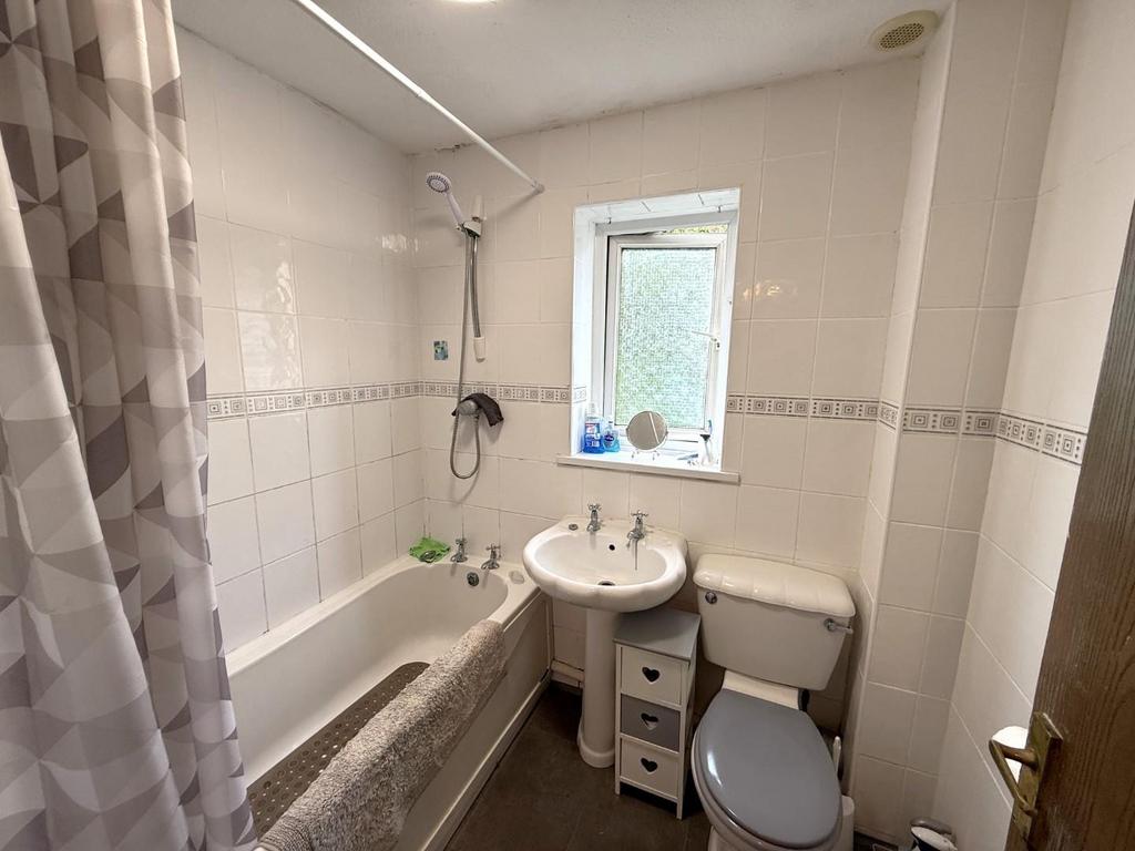 Bathroom.jpeg