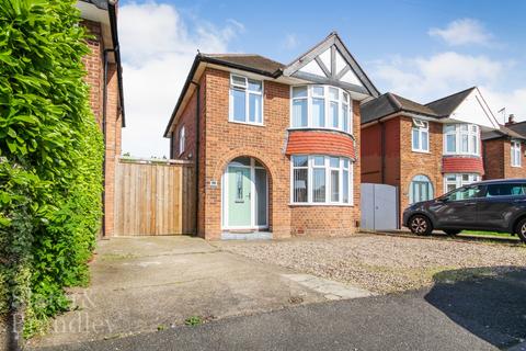 3 bedroom detached house to rent, St. Austell Drive, Nottingham, Nottinghamshire, NG11
