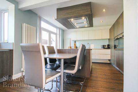 3 bedroom detached house to rent, St. Austell Drive, Nottingham, Nottinghamshire, NG11
