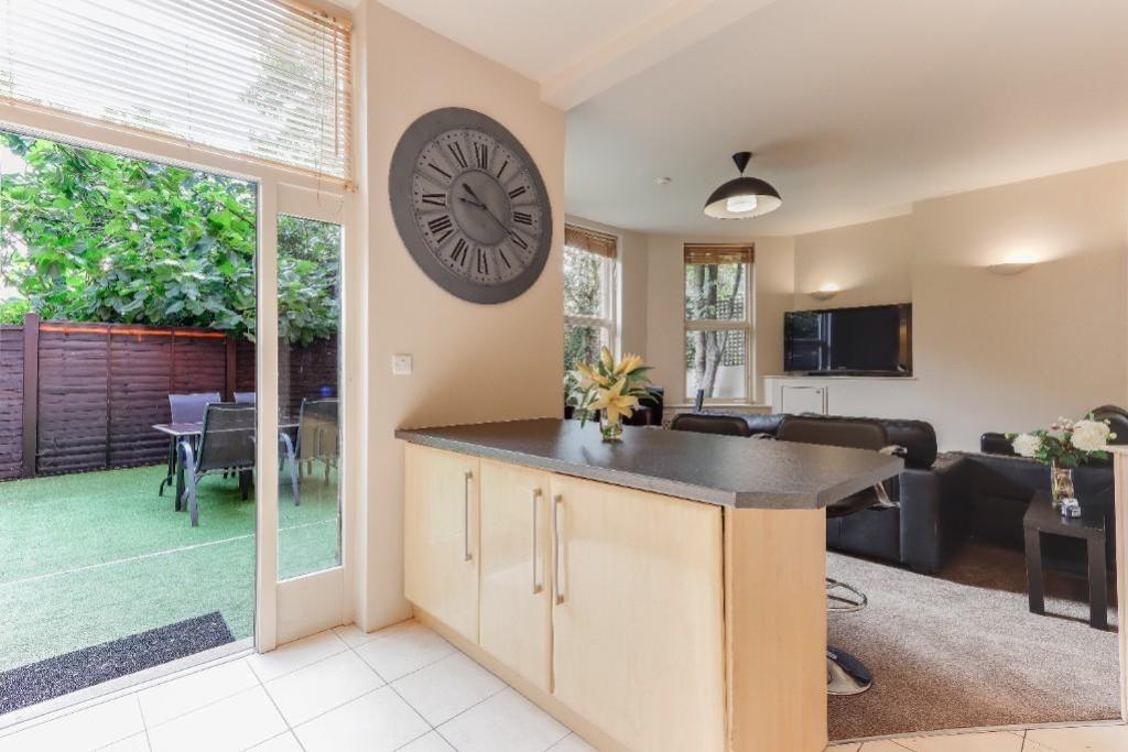 Flat 2 westcliffe (5)