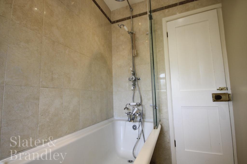 House in Rushcliffe, Nottinghamshire - View 5