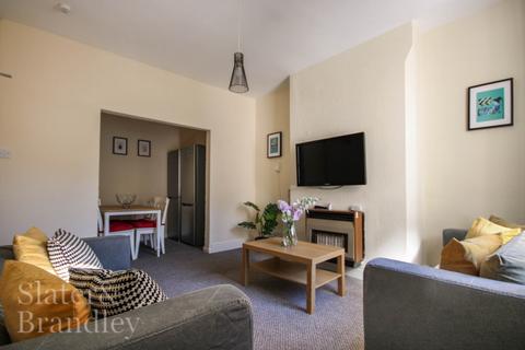 1 bedroom terraced house to rent, Castle Boulevard, Nottingham, NG7 1FE