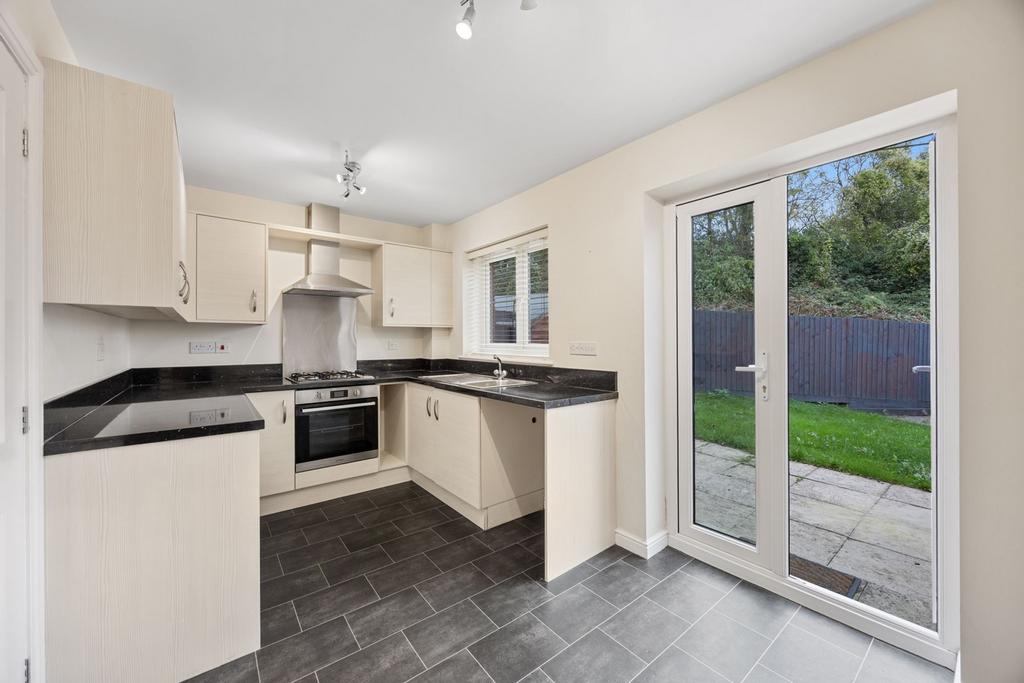 Kitchen/Dining