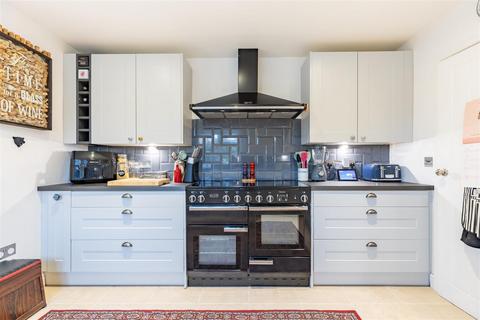 undefined, Preston | Cirencester GL7