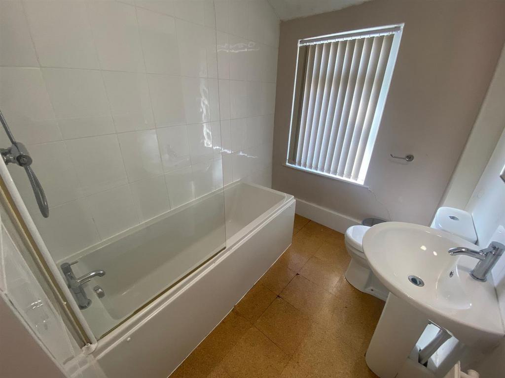 Bathroom.jpeg