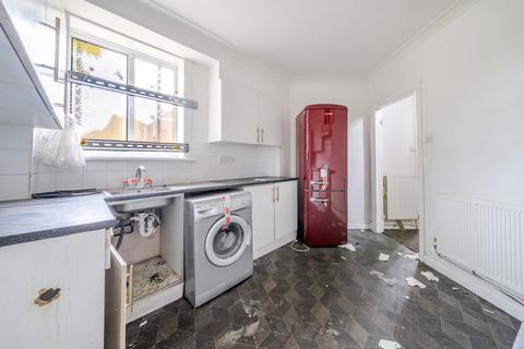 60 Randlesdown Road, Bellingham, London, SE6 3HB