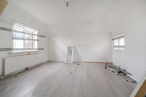 60 Randlesdown Road, Bellingham, London, SE6 3HB