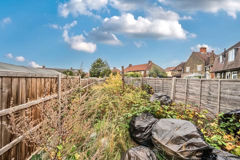 60 Randlesdown Road, Bellingham, London, SE6 3HB