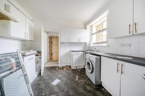 60 Randlesdown Road, Bellingham, London, SE6 3HB