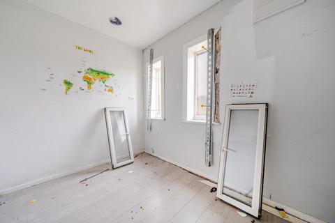 60 Randlesdown Road, Bellingham, London, SE6 3HB