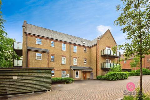 Wilkes Close, Mill Hill East