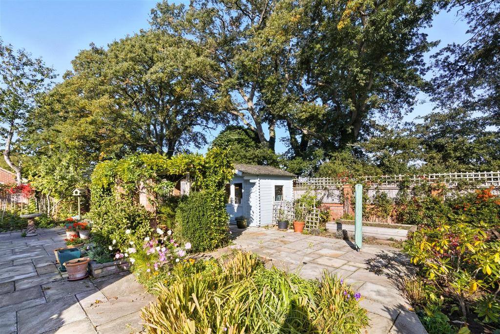 16 Kingfisher Crescent 25.jpg