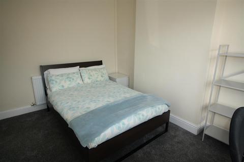 5 bedroom private hall to rent, Golgotha Road, Lancaster LA1