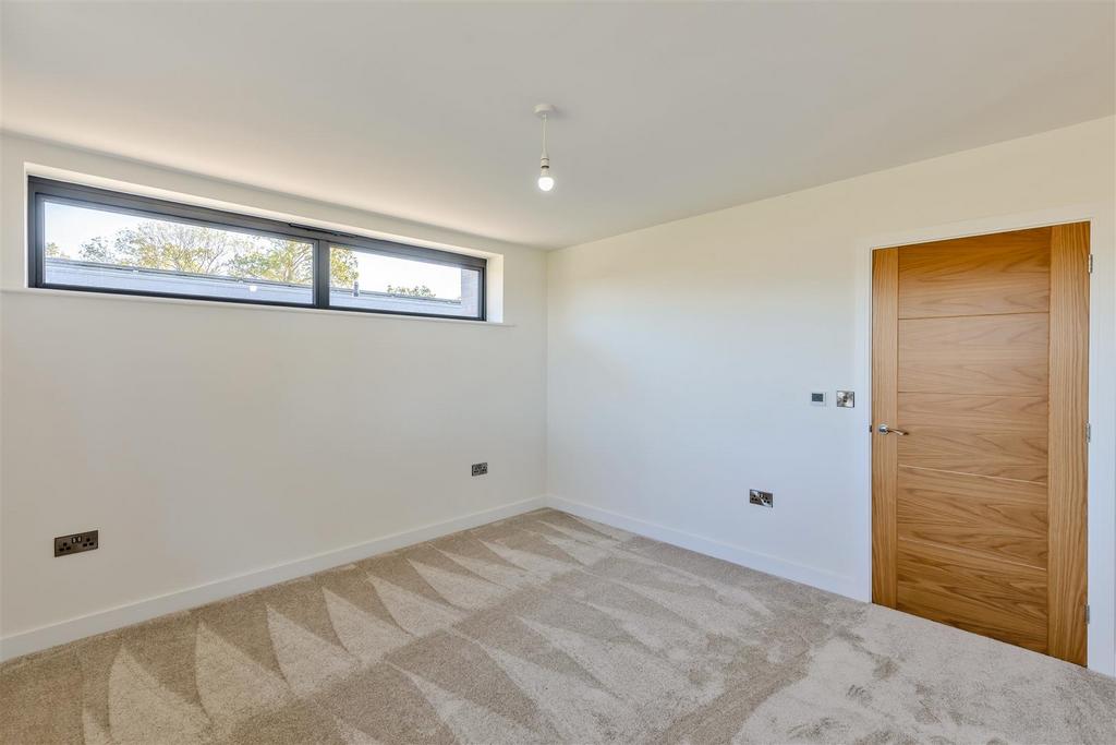 8666547-interior24.jpg