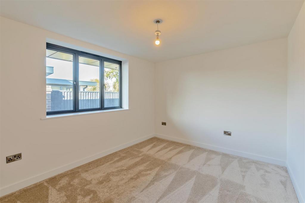 8666547-interior18.jpg