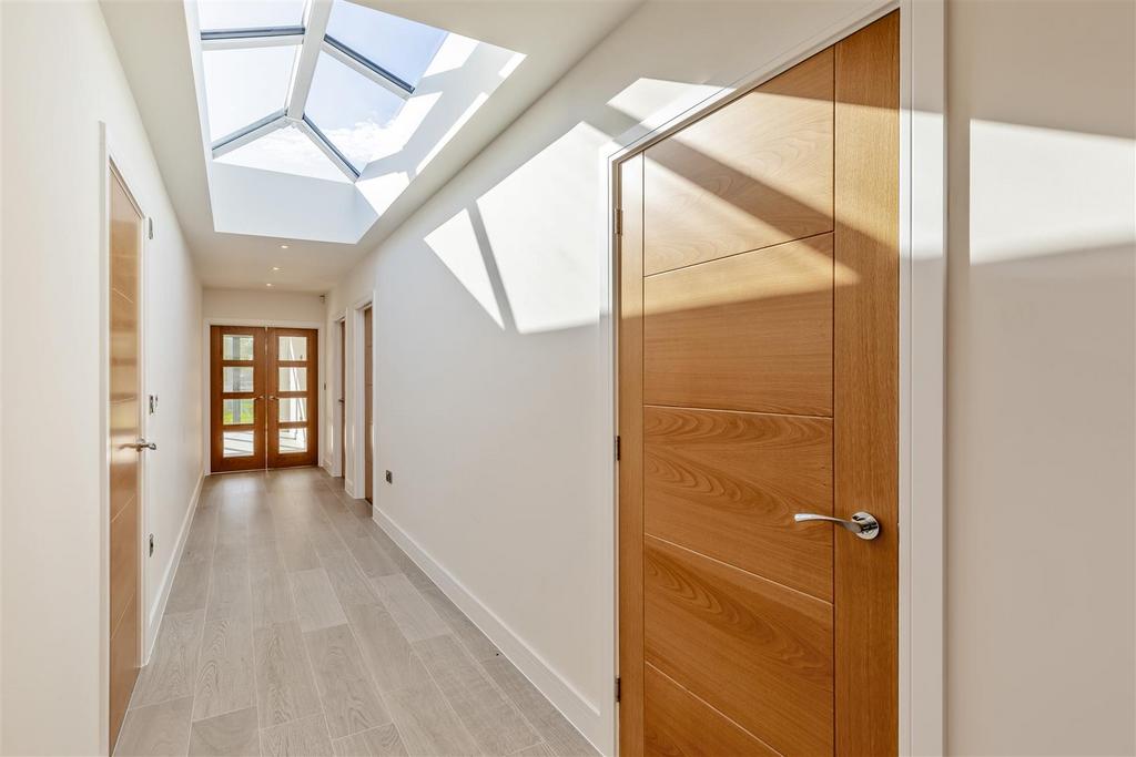 8666547-interior03.jpg