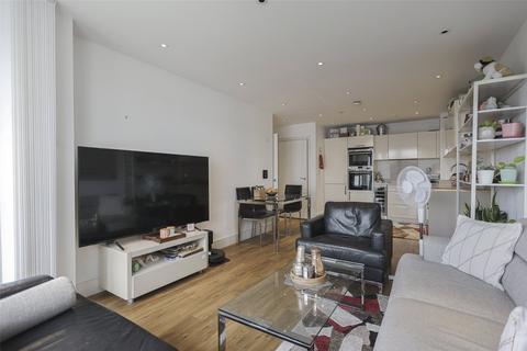 2 bedroom apartment for sale, Queensland Road, London N7