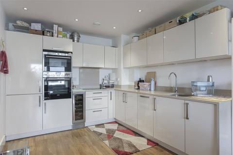 2 bedroom apartment for sale, Queensland Road, London N7