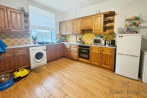 2 bedroom end of terrace house for sale, Bracewell Street, Burnley BB10