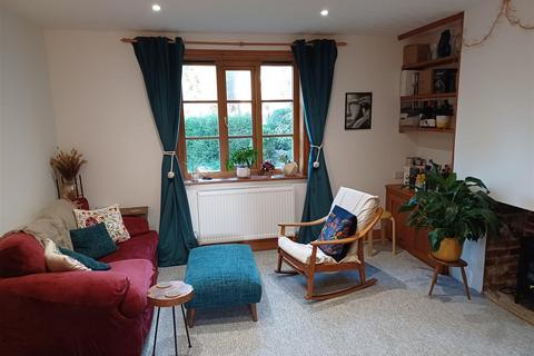 undefined, 2 Beaulieu Cottages