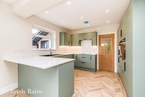 4 bedroom bungalow for sale, Watkin Road, Chorley PR6