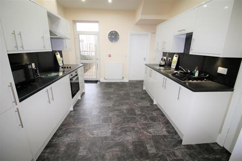 6 bedroom private hall to rent, Gordon Terrace, Lancaster LA1