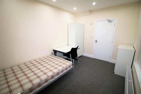 6 bedroom private hall to rent, Gordon Terrace, Lancaster LA1