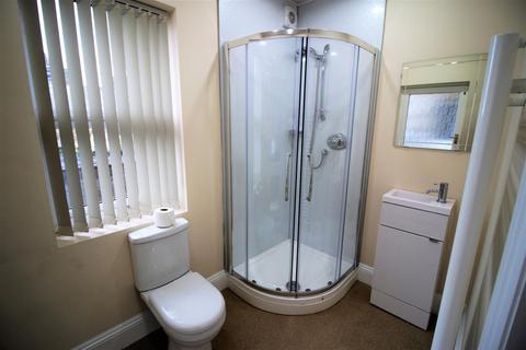 6 bedroom private hall to rent, Gordon Terrace, Lancaster LA1