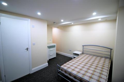 6 bedroom private hall to rent, Gordon Terrace, Lancaster LA1