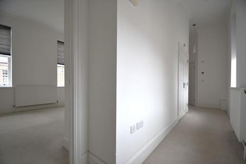 2 bedroom flat to rent, 4 Hardy Villias, 20 Whitecroft Park, Newport