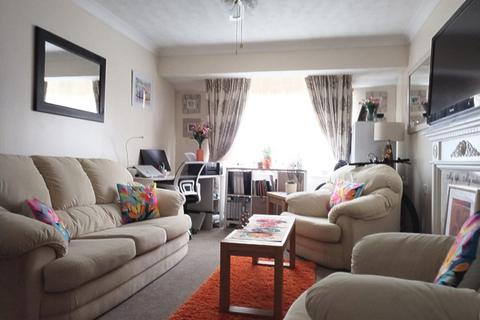 1 bedroom flat for sale, Tebbit Close, Bracknell, RG12