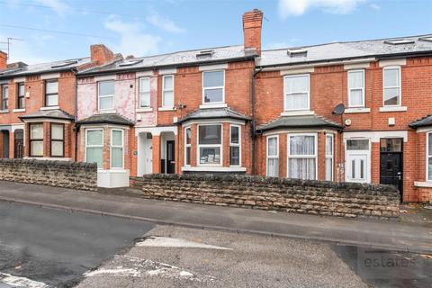 7 bedroom terraced house to rent, Kimbolton Avenue, Nottingham NG7