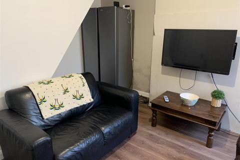 3 bedroom private hall to rent, Green Street, Lancaster LA1