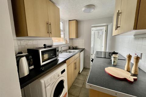 3 bedroom private hall to rent, Green Street, Lancaster LA1