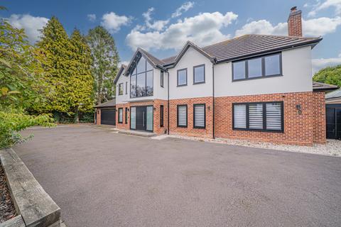 5 bedroom detached house for sale, Rodborough Road, Dorridge, B93