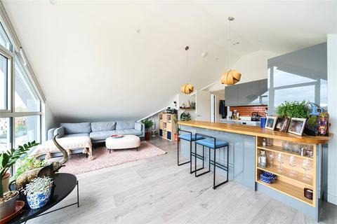 1 bedroom flat for sale, Ladymead, Surrey GU1