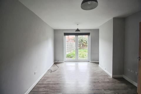 3 bedroom house for sale, Portway, Manchester