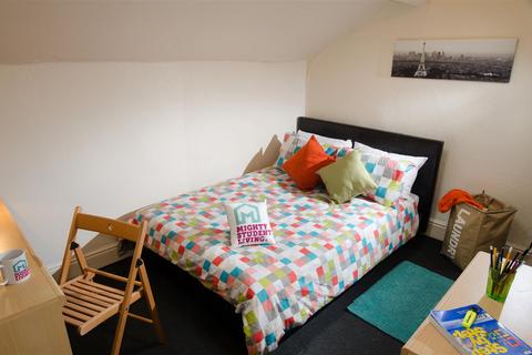 3 bedroom private hall to rent, Hope Street, Lancaster LA1