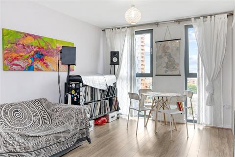 3 bedroom apartment for sale, Lebus Street, London, N17