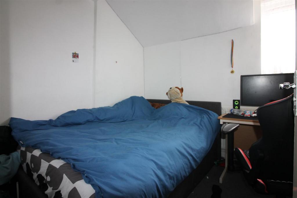Bedroom 3.JPG