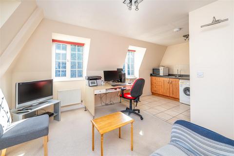 undefined, 37 Castlecroft House, Castlecroft Road, Wolverhampton, WV3 8NA
