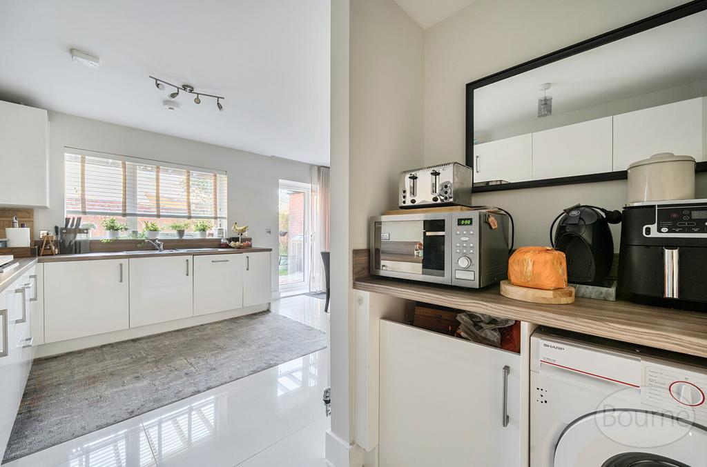 A3dd8ed8-b182-415...