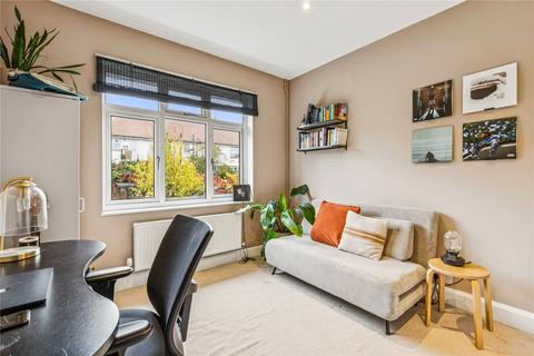 21 Godley Road, London, SW18 3HB