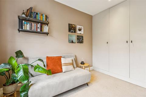 21 Godley Road, London, SW18 3HB