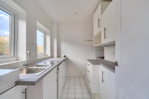2 bedroom apartment to rent, Horton House, BATH BA2