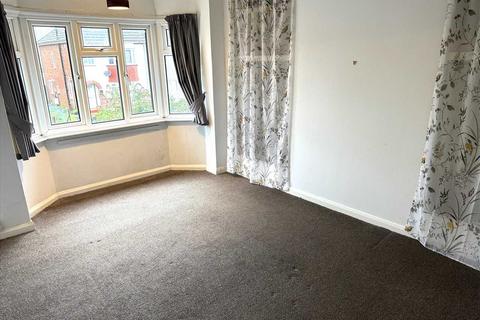 15 Castleton Avenue, Bournemouth, BH10 7HW