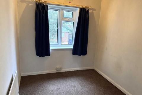15 Castleton Avenue, Bournemouth, BH10 7HW