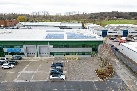 Warehouse to rent, Mead Ln Hertford SG13 7AX