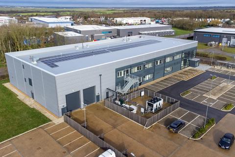 Research & development facility to rent - 202 Lancaster Way Business Park Ely CB6 3NX
